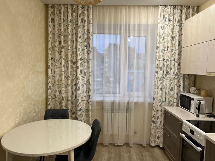 2-к. квартира, 53 м², 3/5 эт.