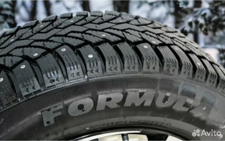 Pirelli Formula Ice 215/55 R17 98T