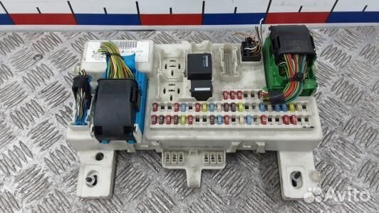Блок предохранителей ford focus 2 (8DN03M101)