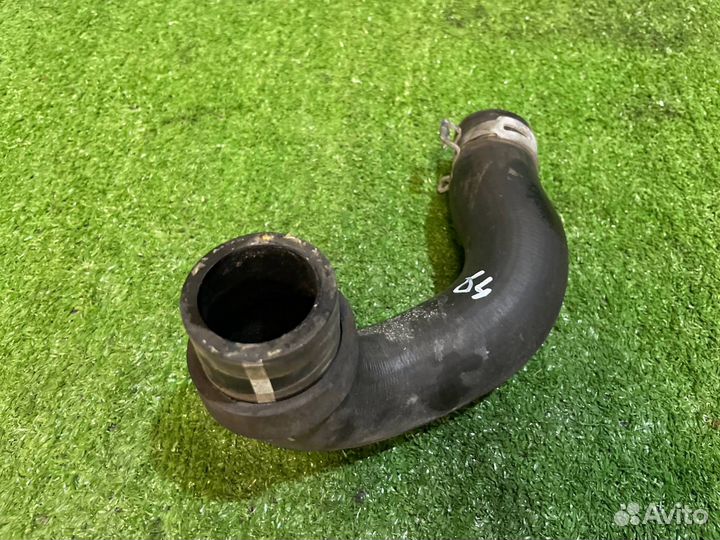 Патрубок радиатора охлаждения Toyota Avensis