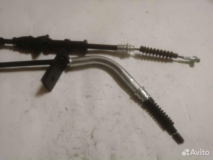 Трос ручника Митсубиси Спэйс Стар