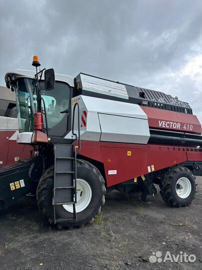 Комбайн Ростсельмаш Vector 410, 2017