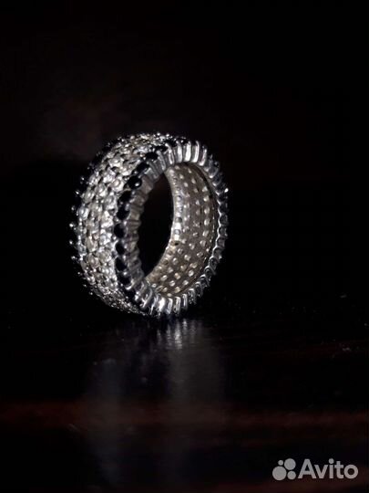Серебряное кольцо