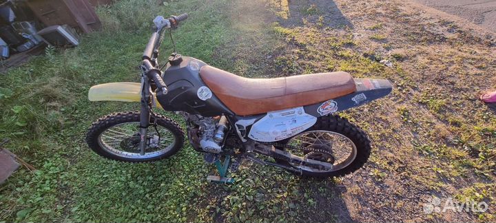 Мотоцикл лифан200