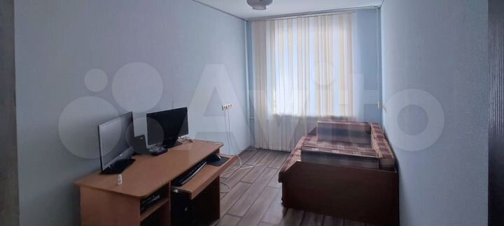 3-к. квартира, 54 м², 1/4 эт.