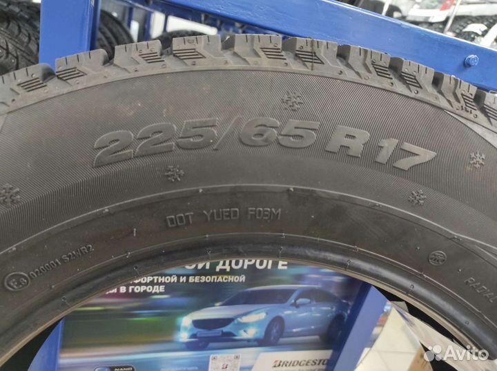 Viatti Bosco Nordico V-523 225/65 R17
