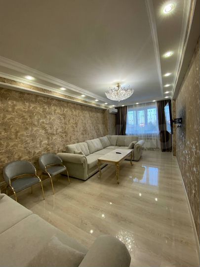 2-к. квартира, 70 м², 3/9 эт.