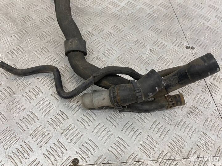 Б/У трубка охлаждения (патрубок, шланг, радиатора)