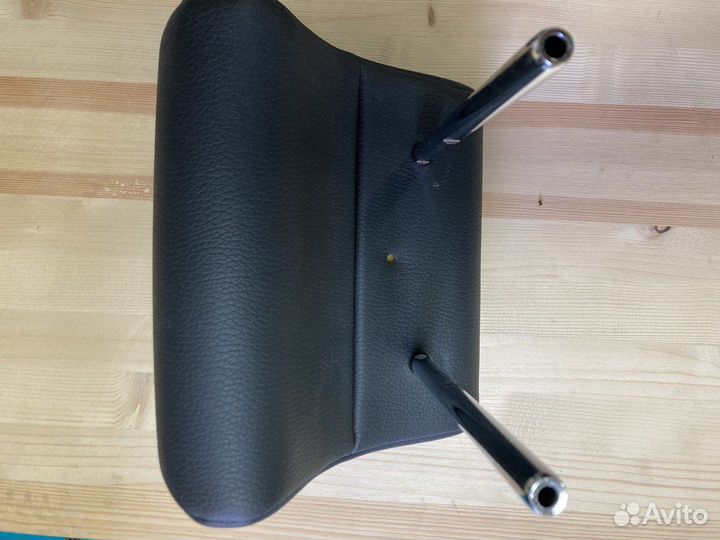 Подголовник сидения задний Opel Astra H 13153287