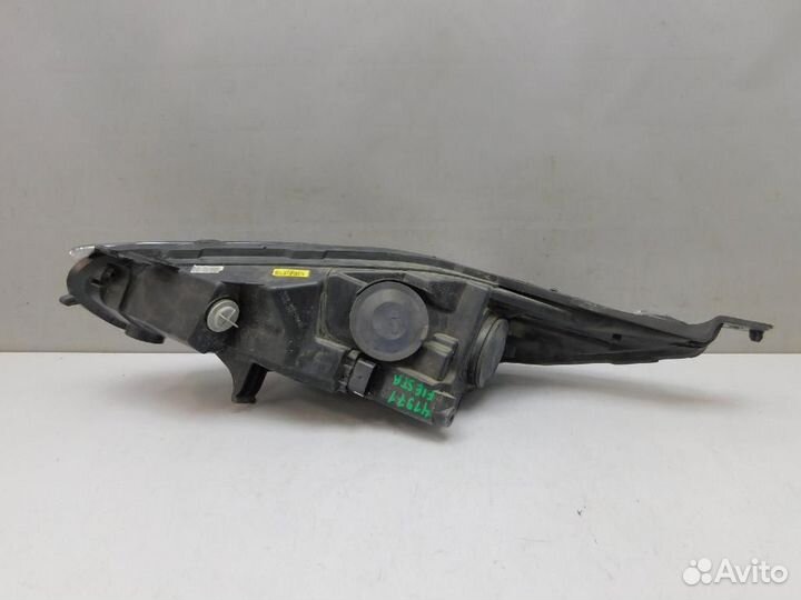 Фара правая Ford Fiesta