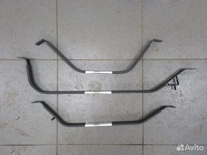 Кронштейны бака для RAV4 2006 - 2013