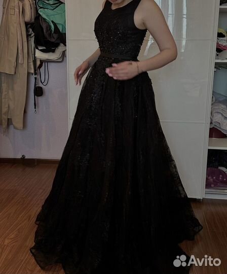 Вечернее платье