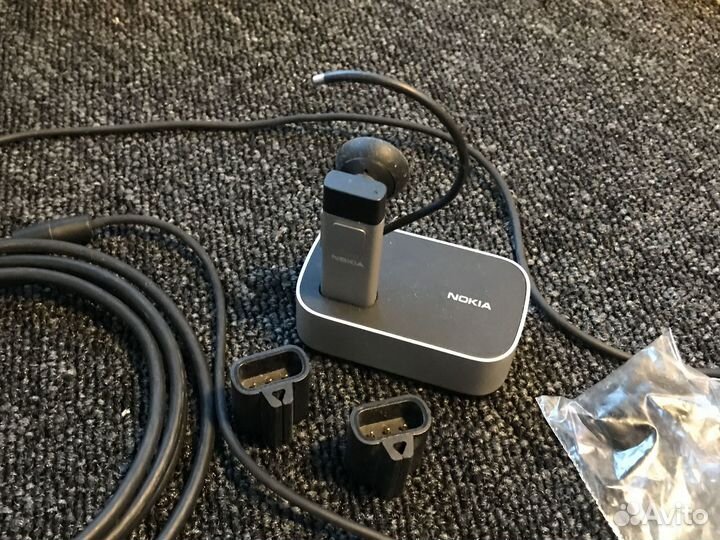 Беспроводная гарнитура Nokia