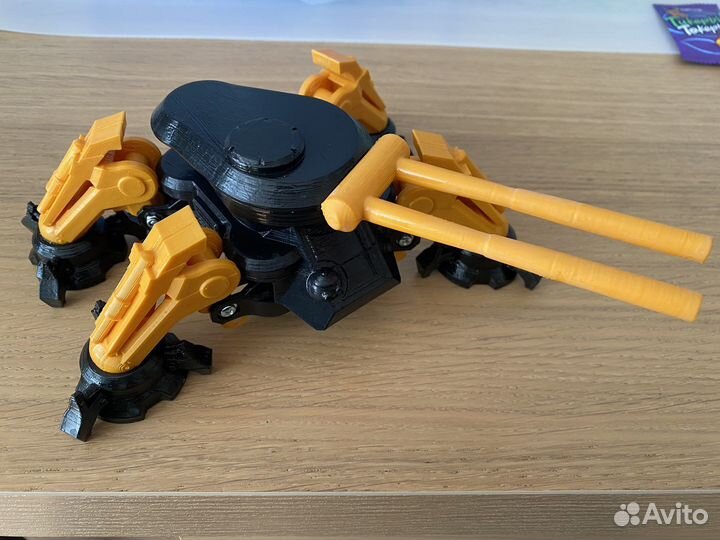 Робот Танк Паук