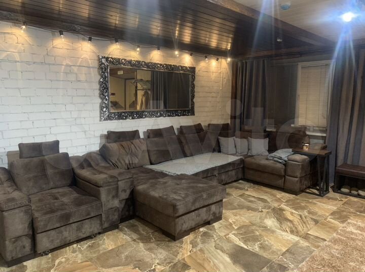 2-к. квартира, 83,3 м², 1/9 эт.