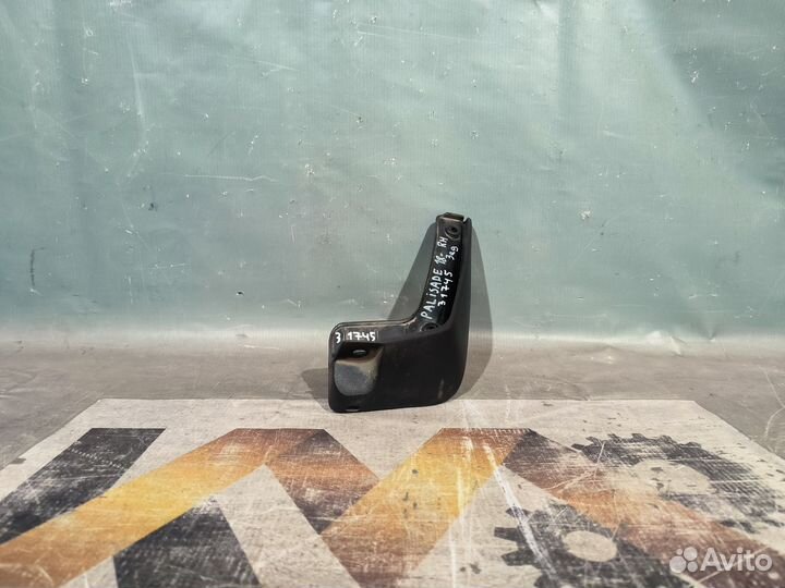 Hyundai Palisade 18- Брызговик Задний правый 31745