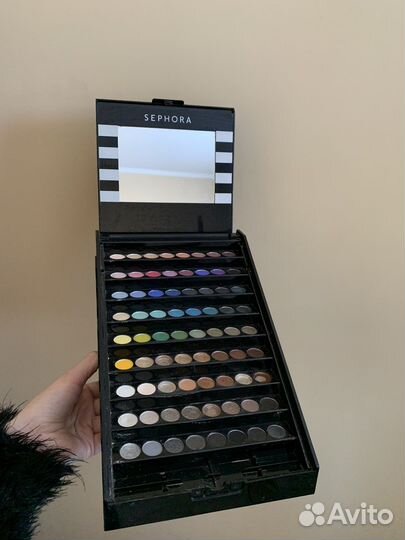 Палитра теней и помад Sephora