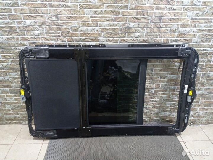 Стекло панорамной крыши BMW X5