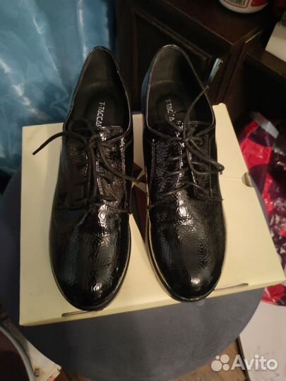 Полуботинки ботинки женские 39