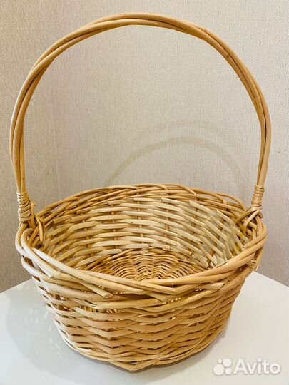 Корзины плетеные из ивы