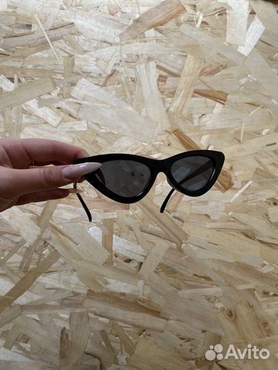 Солнцезащитные очки