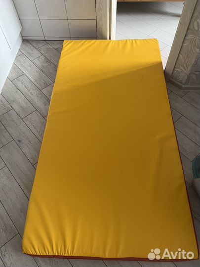 Мат спортивный