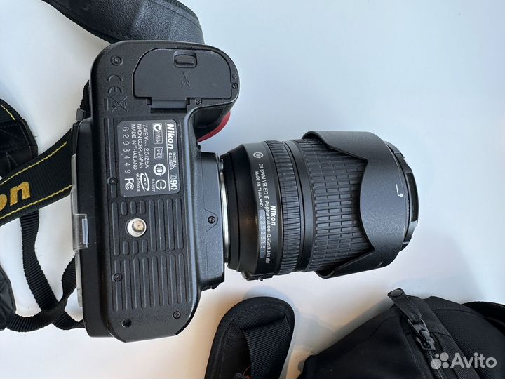Зеркальный фотоаппарат Nikon D90