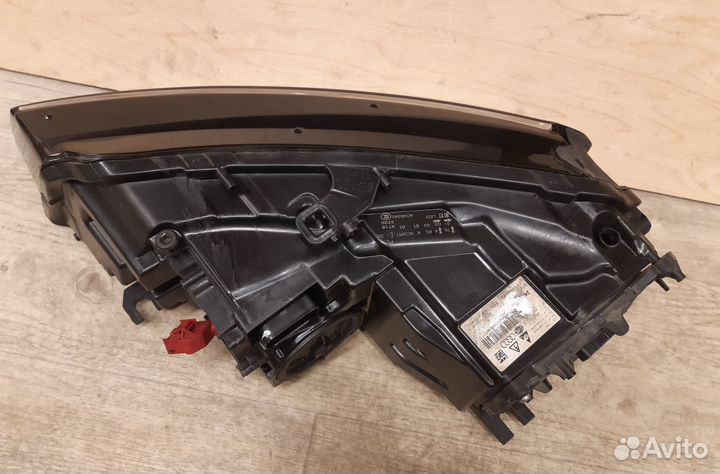 Фара правая Audi A8 2013-2017