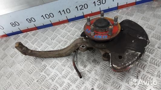 Ступица передняя правая chrysler 300C 1 (LBE17N901