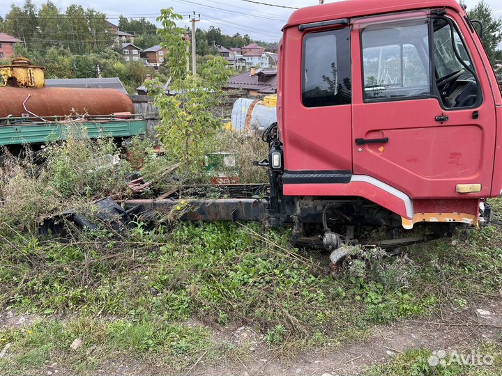 Кабина и рама nissan diesel