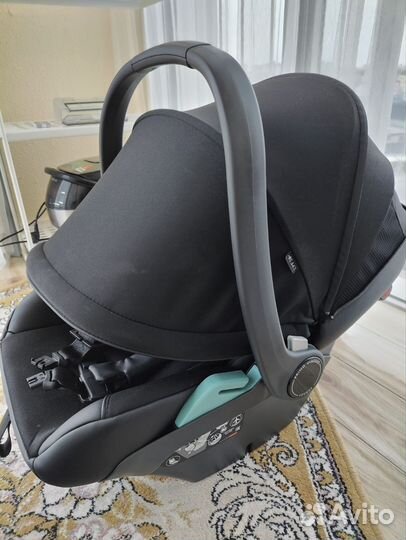 Автолюлька Peg Perego Primo Viaggio Lounge+база