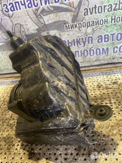 Корпус воздушного фильтра Renault Megane 3