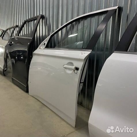 Дверь передняя левая mitsubishi outlander III