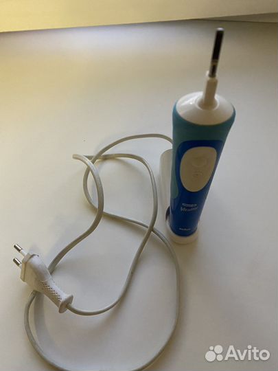 Зубная щетка oral b