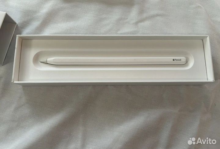 Apple iPad Pro 4th 11 128GB Wifi+Cellular m2