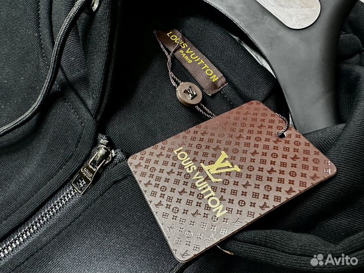 Спортивный костюм Louis Vuitton