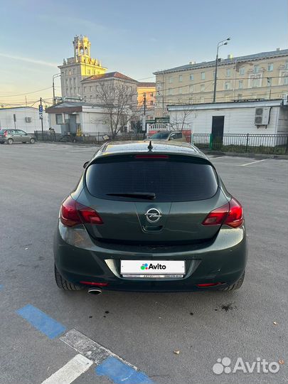 Opel Astra 1.6 AT, 2010, 197 000 км