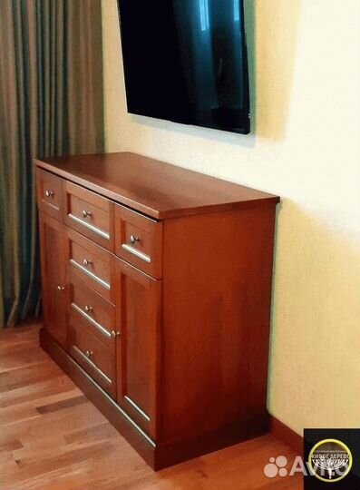 Кoмoд из сoсны