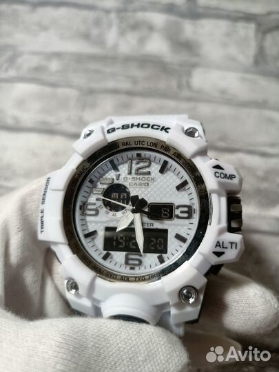 Часы Casio g shock белые