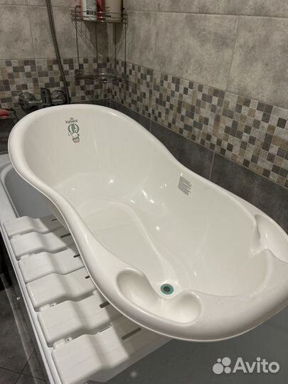 Детская ванночка с подставкой