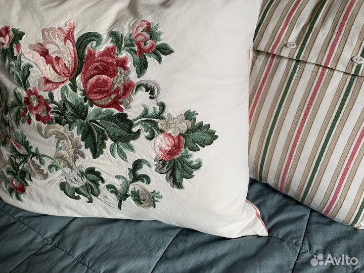 Подушка с наволочкой Эмми Стро Икеа бу