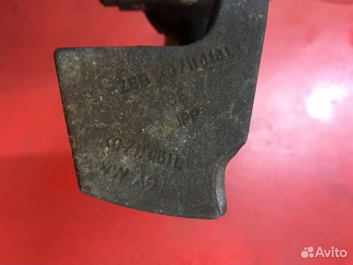 Механизма переключения Skoda Octavia 1.6 BSE