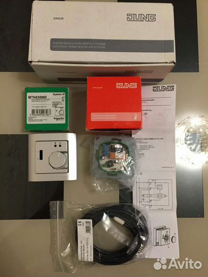 Новый терморегулятор Jung FTR231U