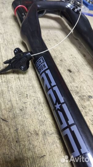 Rock Shox Reba RL29 с блокировкой на руле