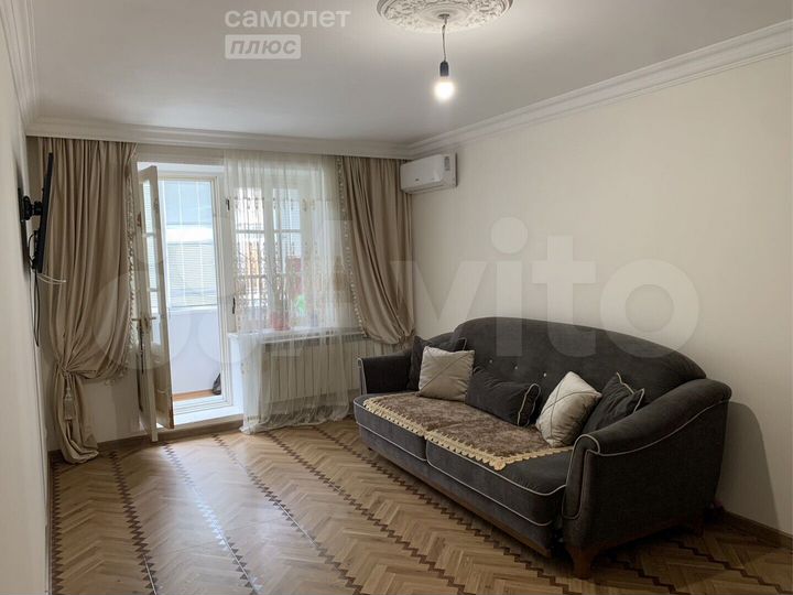 2-к. квартира, 63 м², 3/5 эт.