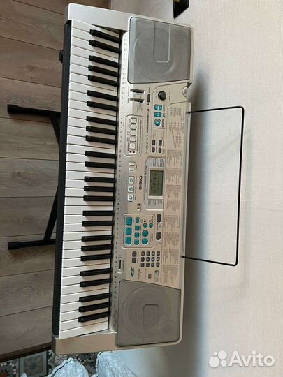 Синтезатор casio lk 300tv
