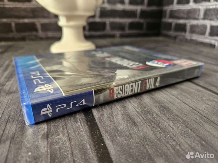 Игра Resident Evil 4 PS4