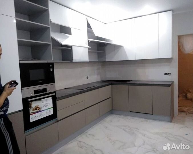 Кухня «Floca» на заказ Кухня «Telma» на заказ