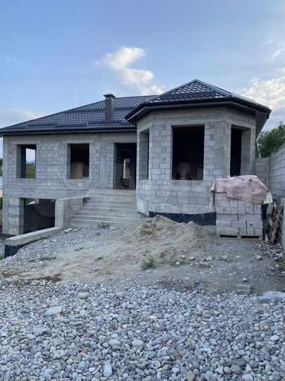 Дом 200 м² на участке 10 сот.