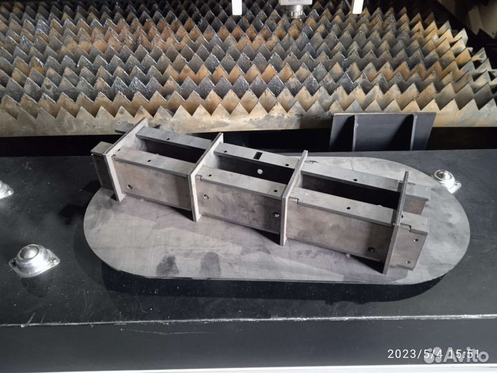 Лазерная резка металла и труб